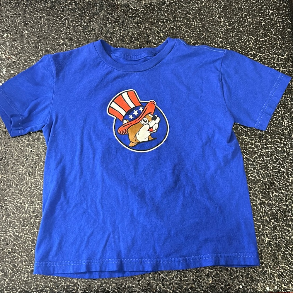 Buc-ee’s size 5T Shirt • Fourth of July fashion 🇺🇸